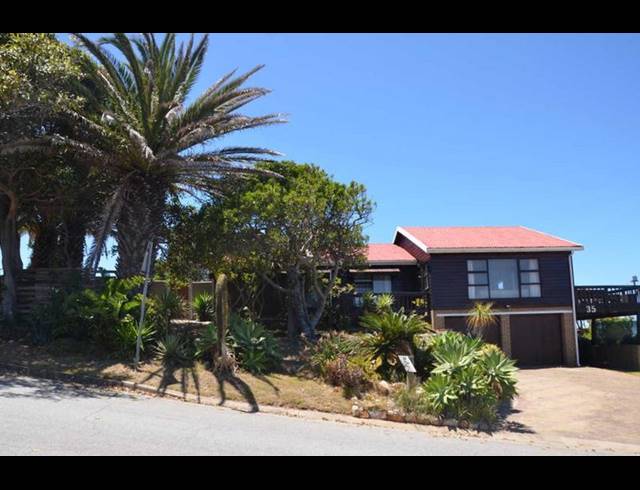 3 BEDROOM HOUSE FOR SALE IN DANA BAY